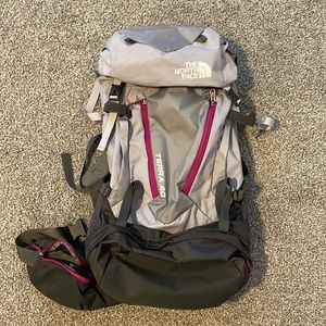 North face women’s hiking pack